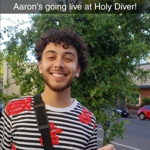 Meet your Posher, Aaron